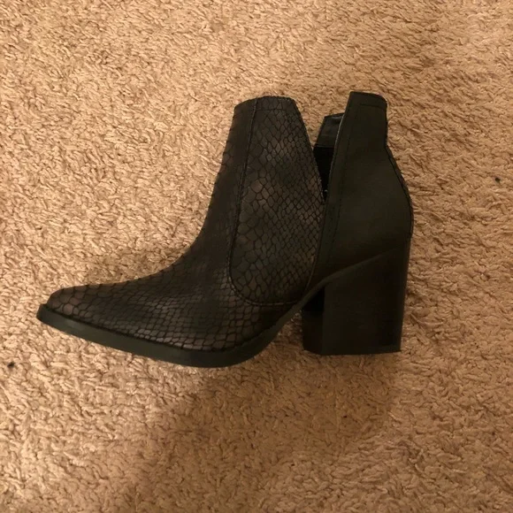 Laura Marano by Not Rated Booties - Picture 7 of 11